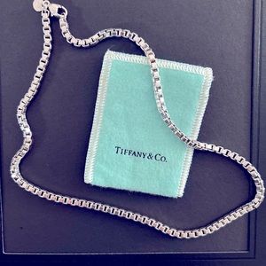 Authentic vintage Tiffany Ventian Box Link Chain Sterling Silver Necklace